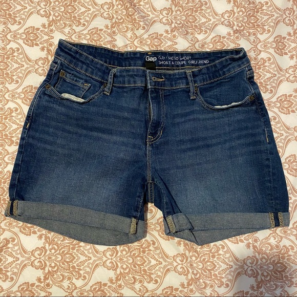 Gap girlfriend jean shorts size 8 - Picture 1 of 3